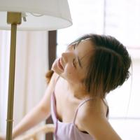 和母亲在火车上铺 陪读母亲让我发泄 母亲教我进入她