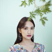 东北大炕乱欲狂 校园放荡女同学简爱