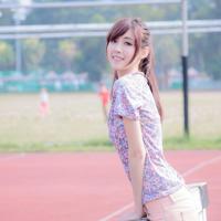 激情燃烧的岁月 嫂子竟从背后抱住赤身裸体的我