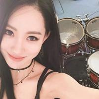 小妖精你好湿好紧好浪 夜少的二婚新妻