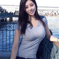 丝袜内穿西裤里 吃奶性爱