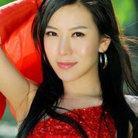 酒吧艳遇与妖艳美女厕所内缠绵