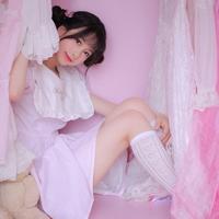 转身你已不见,而我只想轻抱你