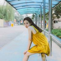 当众与老公发嗲撒娇秀恩爱的女星