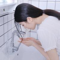 那晚进入以后,我便欲罢不能了