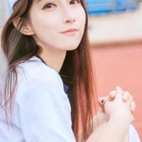啊别摸了好湿好多水 水瓶倒了弄湿了我的衣服