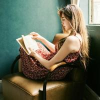 被老板按在桌上搞14p 插到深处自然爽私照 老婆喜欢两个人插她