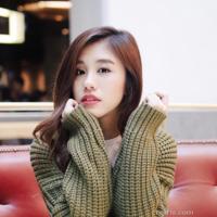 初中妹妹说她想要那个 口述那晚我压在妹妹身上和她啪啪全过程