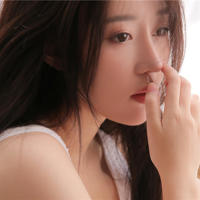 艳妻系列之四欲锁逃妻 妻乳肆小四书包网 地铁上无声的喘息