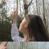情感口述:继父偷窥自己 直接用热水喷他