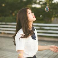 当初替她隐瞒婚史娶了她,如今我在一段谎言般的婚姻里自讨苦吃