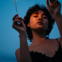 我带女友参加哥们的婚礼 酒席上女友表现奇怪