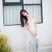 我现在也许是在沉沦 也许早已迷失了自我