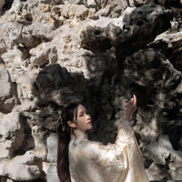 不行啊 爸爸不要揉 嗯嗯！！爸爸把我的处破了，出血了