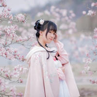 挺近我的大姨姐 啊……舒服……你弄得我太舒服了