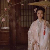 女人需要朋友,就像生物需要阳光