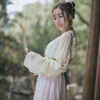 什么样的女人更让男人疼爱呢?女人征服男人的16个恋爱技巧