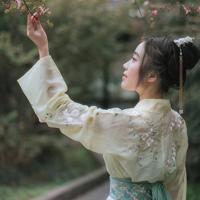 婚礼当天,我被婆婆气得吞下了安眠药