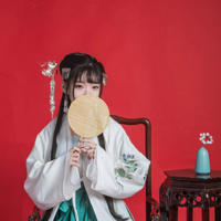 为抱孙子,新婚夜婆婆监督我们夫妻生活