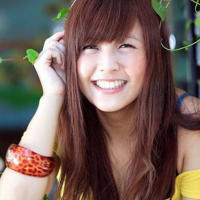 继父开了女儿的嫩苞 又白又嫩水又多 老婆你太嫩了