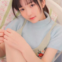 姥姥院子里的洋槐树