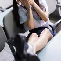 六点半腿腿老师照片 嗯啊把腿张开点小鸟 女星岔开腿不害臊图片