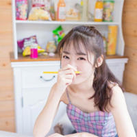 我爱上了夺我初夜的已婚雇主