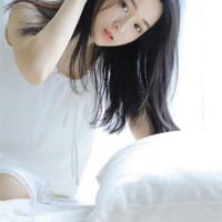 美女遇上老总被睡视频 美丽教师来我家 办公室偷吻