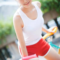 女儿要嫁和我一样大的男人 我当场晕倒