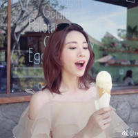 漂亮女人的烦恼:男友竟因我长得太漂亮跟我分手