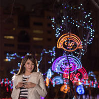 两个男的互相摸裆后妈的秘密 属猴的几月出生最好