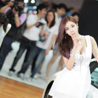 花医教官疼轻点好大好热 喂饱你这小妖精真紧爽水又多