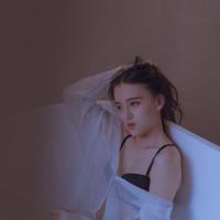 男子52岁时娶21岁妻子 老夫少妻总裁的小宝贝 老夫少妻的新婚夜