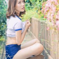 夫人们的香裙 小宝贝要我在她的裙底里睁眼看世界