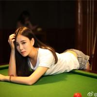 下面会夹就是锦鲤吸水 乖宝贝把葡萄一颗一颗挤出来