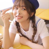都市单身女生非找个白马王子?