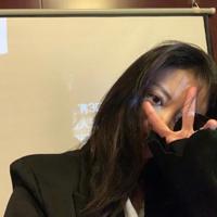 解开美女胸衣 我把头深深埋在她的胸怀里粗气喘息