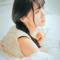 n男同时一女的h文 床上糟蹋美女完整版