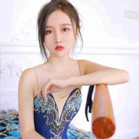 撕衣服破解版没内衣 那夜我解开了她的内衣 老公的棒棒很大图片