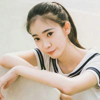 初约邻居人妻少妇好紧张 和她一起看电影的感觉好爽