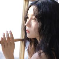 我读《母亲为培养女儿独立性 ,十几年来谎称不是亲妈》