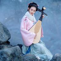 闺蜜屡次撬我男友，我狠甩她巴掌