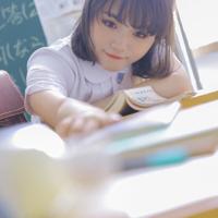 我跟婶子发生了关系 西瓜地里干母亲我把婶婶捅到了深处