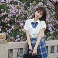 留守村妇 被邻村壮男强抱上床疯狂嘿嘿一整晚
