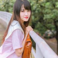 口述:我和美女邻居在电梯里上演激情性爱