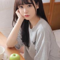 女公关因被骂老处女而自我放纵