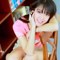 下面会夹就是锦鲤吸水 乖宝贝把葡萄一颗一颗挤出来