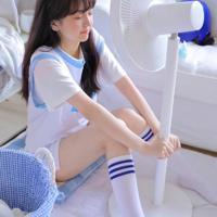 我的美女房东 我的绝色邻家姐姐 小乡村的绝色诱惑全文