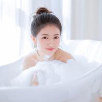 口述:无耻公公偷看我和老公的做爱视频