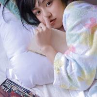 总裁诱妻成瘾 男上司将清纯的我压倒在办公桌上